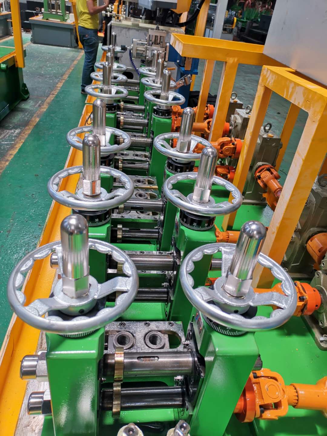Stainless steel pipe industry development